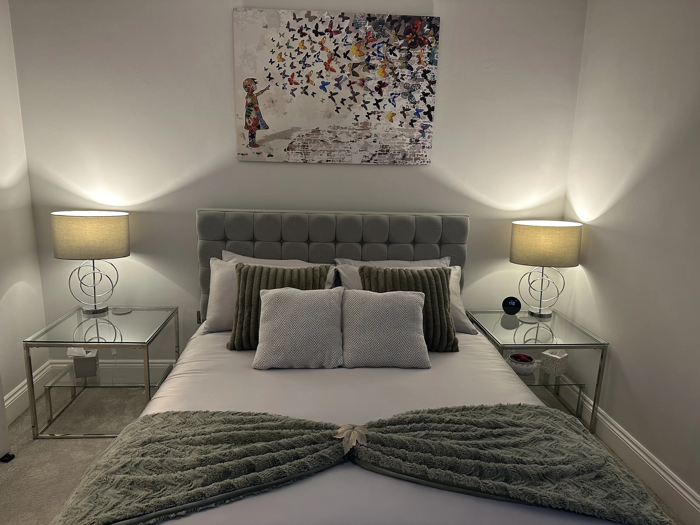 King bedroom, second view